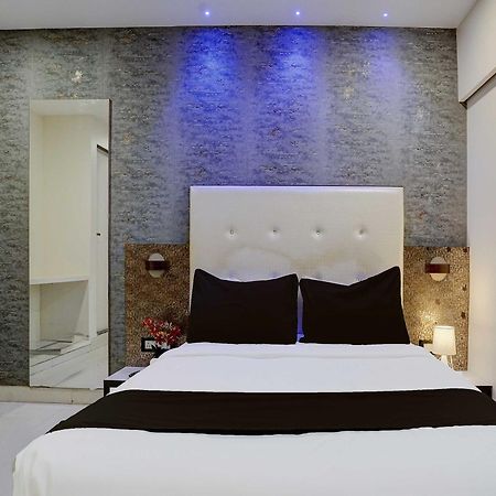 Hotel O Golden Star Mumbai Luaran gambar