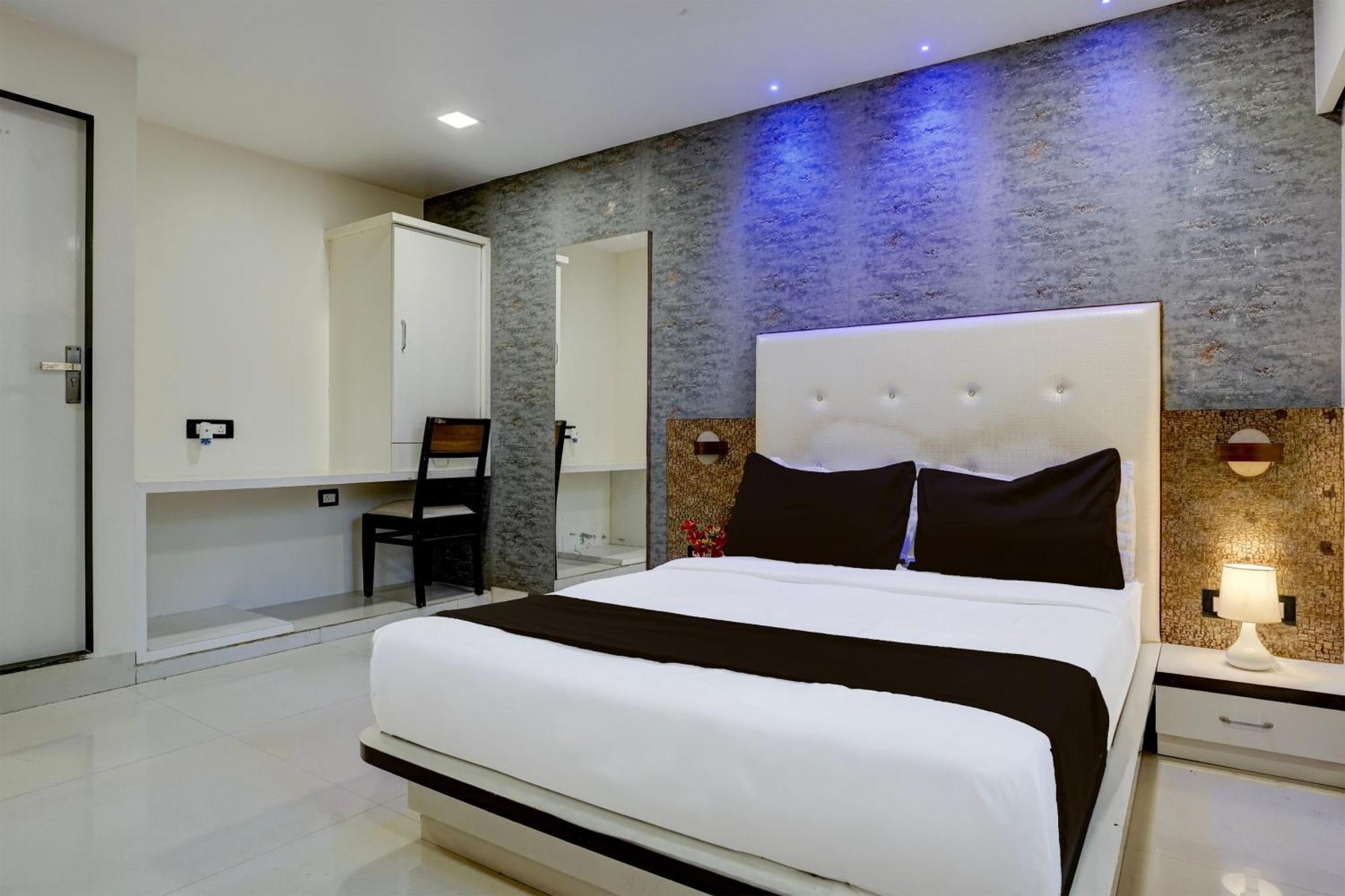Hotel O Golden Star Mumbai Luaran gambar
