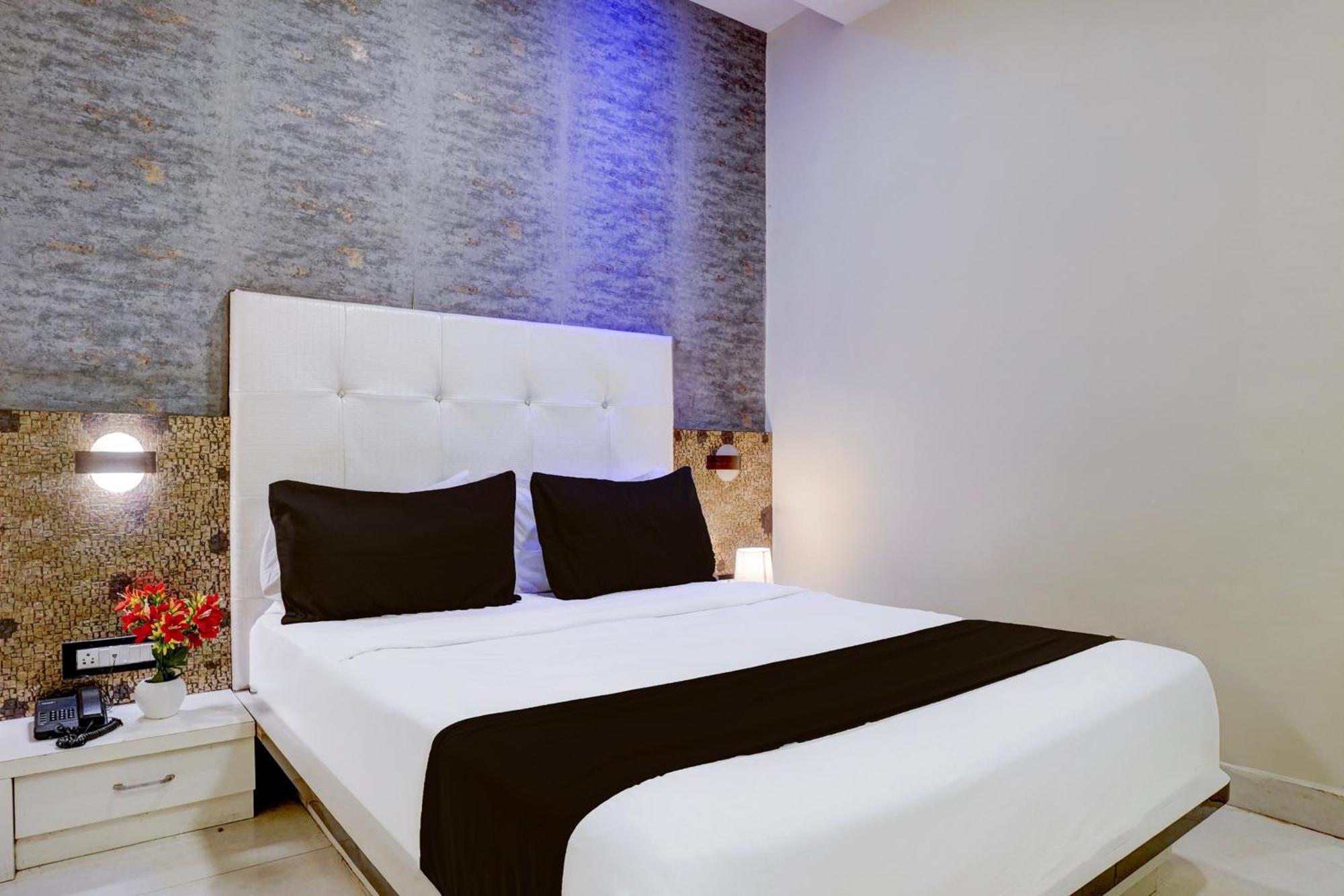 Hotel O Golden Star Mumbai Luaran gambar